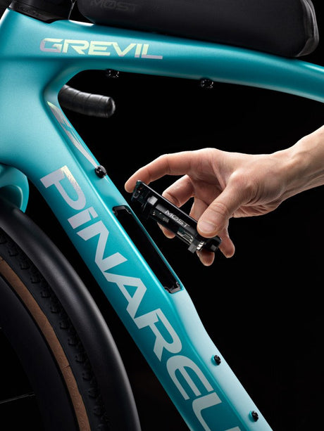 Pinarello Grevil F7 Shimano GRX 825 Di2 | Strictly Bicycles
