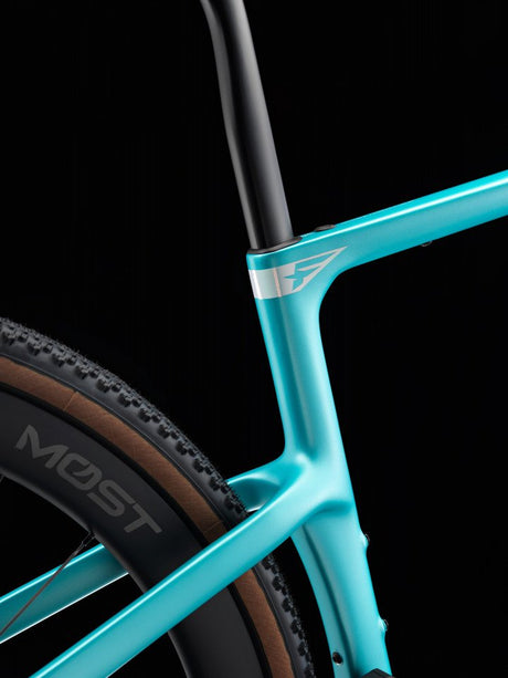 Pinarello Grevil F7 Shimano GRX 825 Di2 | Strictly Bicycles