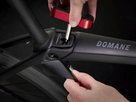 Trek Domane SL 5 Gen 4 | Strictly Bicycles